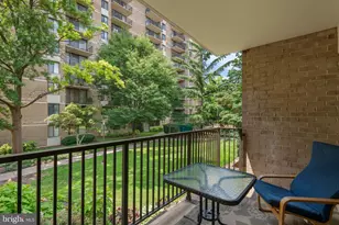 12 Monroe St, Rockville, MD 20850 - Photo 25