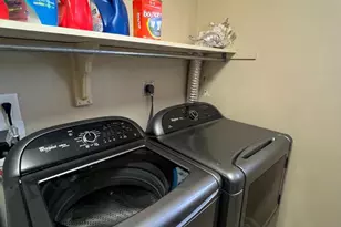 11823 Falls Rd, Potomac, MD 20854 - Photo 13