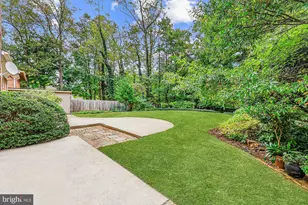 9804 N Inglemere Dr, Bethesda, MD 20817 - Photo 31