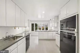 9804 N Inglemere Dr, Bethesda, MD 20817 - Photo 7
