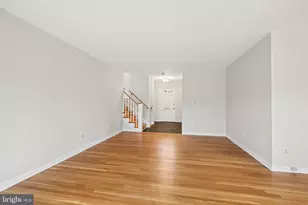 9804 N Inglemere Dr, Bethesda, MD 20817 - Photo 5