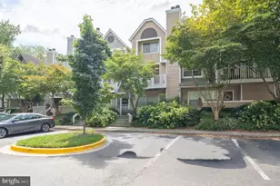 5705 Chapman Mill Dr, Rockville, MD 20852 - Photo 1