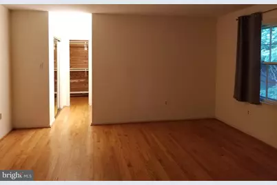 9918 E Derbyshire Lane, Bethesda, MD 20817 - Photo 33