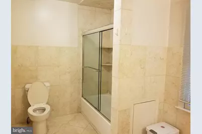 9918 E Derbyshire Lane, Bethesda, MD 20817 - Photo 27