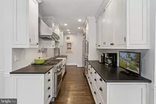 8109 Custer Rd, Bethesda, MD 20814 - Photo 15