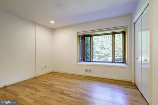 6710 Persimmon Tree Rd, Bethesda, MD 20817 - Photo 23