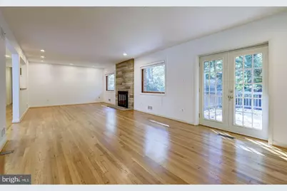 6710 Persimmon Tree Road, Bethesda, MD 20817 - Photo 3
