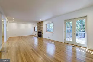 6710 Persimmon Tree Rd, Bethesda, MD 20817 - Photo 3