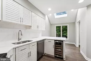 10901 Whiterim Dr, Potomac, MD 20854 - Photo 7