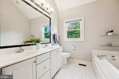 21 Sterling Court, Rockville, MD 20850 - Photo 17