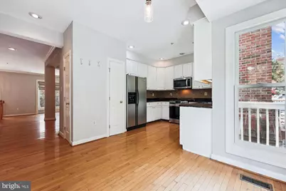 21 Sterling Court, Rockville, MD 20850 - Photo 9