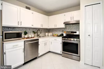 5225 Pooks Hill Road #222N, Bethesda, MD 20814 - Photo 15