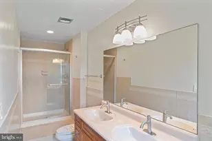 17004 Cashell Rd, Rockville, MD 20853 - Photo 37