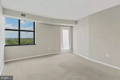 10101 Grosvenor Place #1110, Rockville, MD 20852 - Photo 9