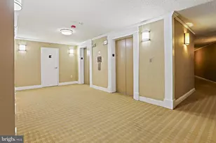 10101 Grosvenor Pl, Rockville, MD 20852 - Photo 25