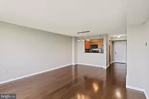 10101 Grosvenor Pl, Rockville, MD 20852 - Photo 3