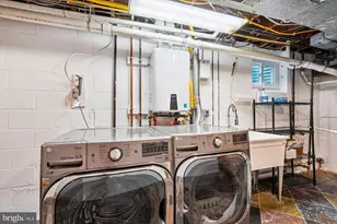 13601 Valley Dr, Rockville, MD 20850 - Photo 47