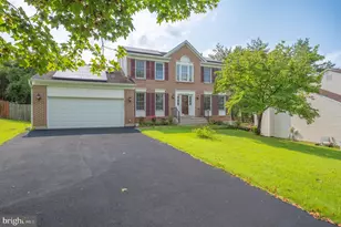 9 Coachlamp Ct, Silver Spring, MD 20906 - Photo 1