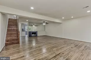 12802 Leahy Dr, Rockville, MD 20851 - Photo 9