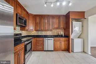 7420 Westlake Terrace, Bethesda, MD 20817 - Photo 9