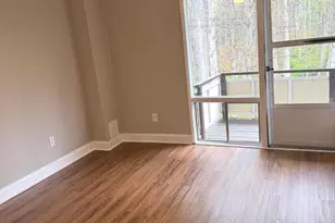 7553 Spring Lake Dr, Bethesda, MD 20817 - Photo 15