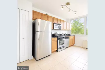 1220 Blair Mill Road #405, Silver Spring, MD 20910 - Photo 9