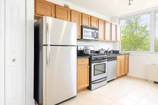 1220 Blair Mill Rd, Silver Spring, MD 20910 - Photo 9