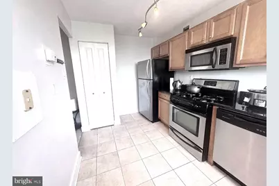 1220 Blair Mill Road #405, Silver Spring, MD 20910 - Photo 5