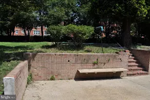 4302 Locust Ln, Bethesda, MD 20816 - Photo 21