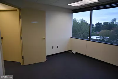 438 N Frederick Avenue #435, Gaithersburg, MD 20877 - Photo 17