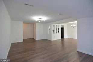 18905 Smoothstone Way, Gaithersburg, MD 20886 - Photo 9