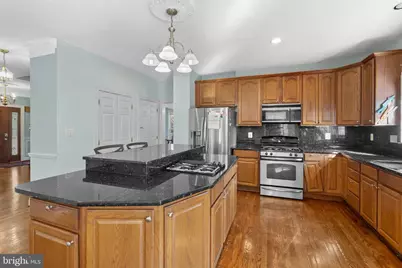 19105 Peach Blossom Court, Gaithersburg, MD 20879 - Photo 23