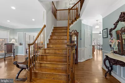 19105 Peach Blossom Court, Gaithersburg, MD 20879 - Photo 9