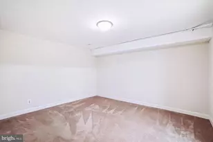 8849 Tuckerman Ln, Potomac, MD 20854 - Photo 77