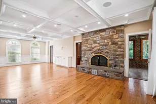 8849 Tuckerman Ln, Potomac, MD 20854 - Photo 11