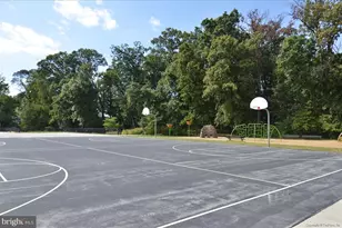 8849 Tuckerman Ln, Potomac, MD 20854 - Photo 95