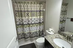 19710 Vaughn Landing Dr, Germantown, MD 20874 - Photo 3