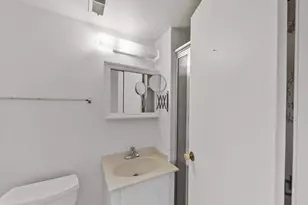 7654 Westlake Terrace, Bethesda, MD 20817 - Photo 29