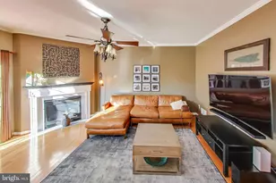 12125 Songbird Ln, Germantown, MD 20876 - Photo 15