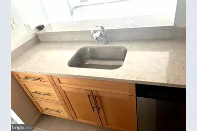 10101 Grosvenor Place #914, Rockville, MD 20852 - Photo 7