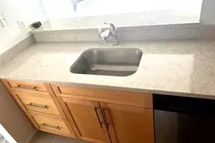 10101 Grosvenor Pl, Rockville, MD 20852 - Photo 7