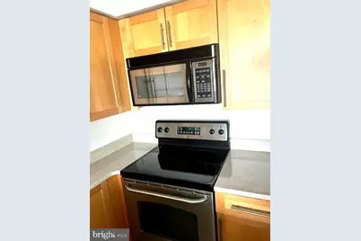 10101 Grosvenor Place #914, Rockville, MD 20852 - Photo 5