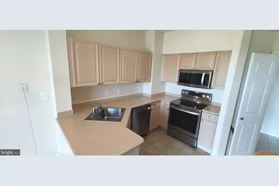 3100 N Leisure World Boulevard #812, Silver Spring, MD 20906 - Photo 3