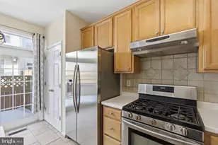 9718 Athletic Way, Gaithersburg, MD 20878 - Photo 9