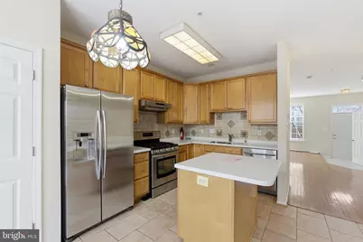 9718 Athletic Way, Gaithersburg, MD 20878 - Photo 5