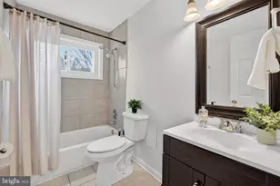 1702 Veirs Mill Rd, Rockville, MD 20851 - Photo 13