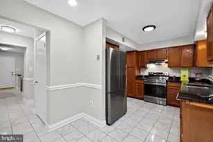 7903 Capricorn Terrace, Rockville, MD 20855 - Photo 11