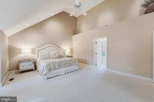 9327 Sprinklewood Ln, Potomac, MD 20854 - Photo 49