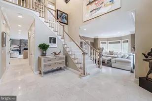 9327 Sprinklewood Ln, Potomac, MD 20854 - Photo 7