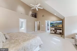 9327 Sprinklewood Ln, Potomac, MD 20854 - Photo 59